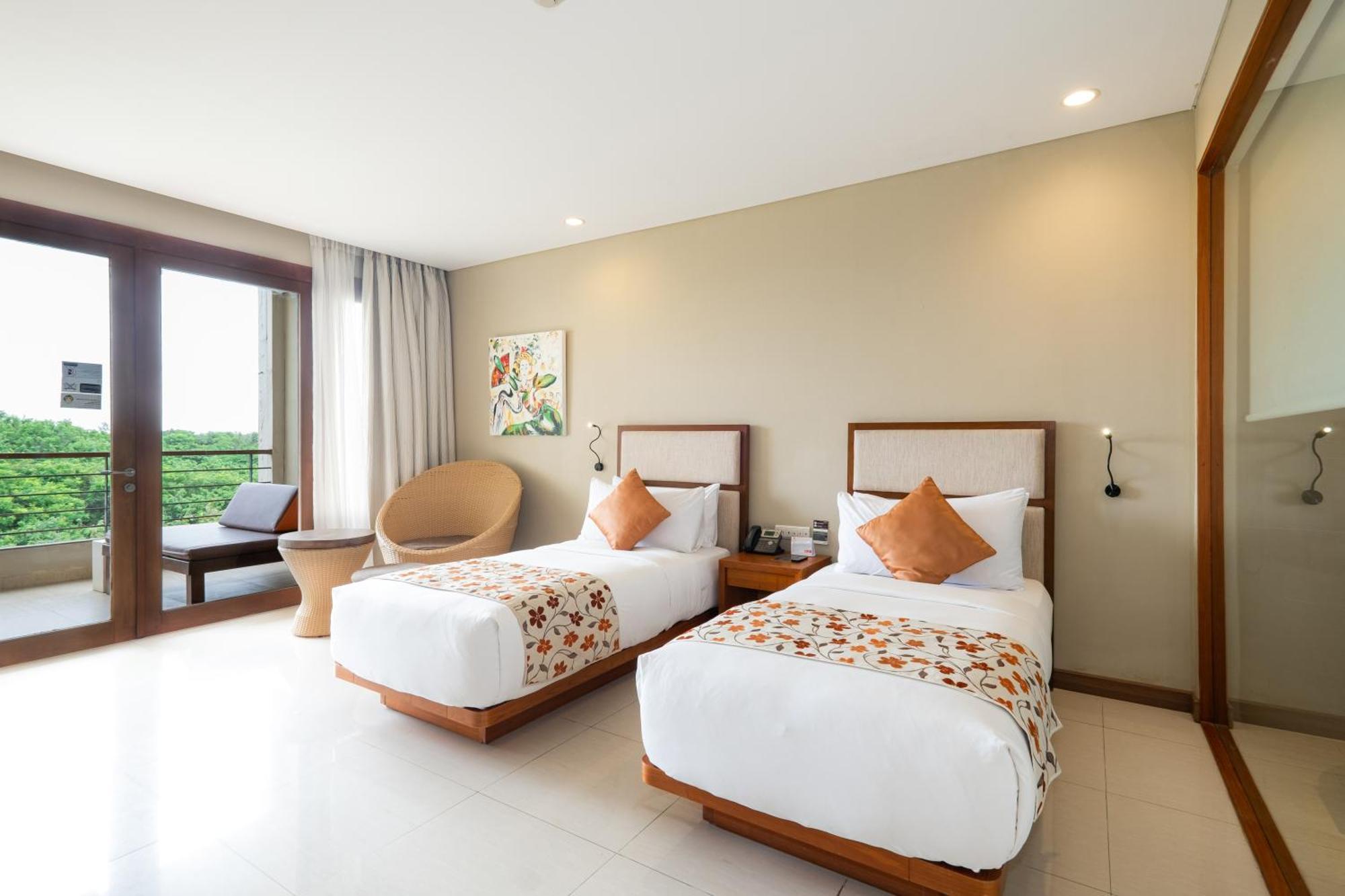 Vouk Hotel And Suites Нуса-Дуа Экстерьер фото