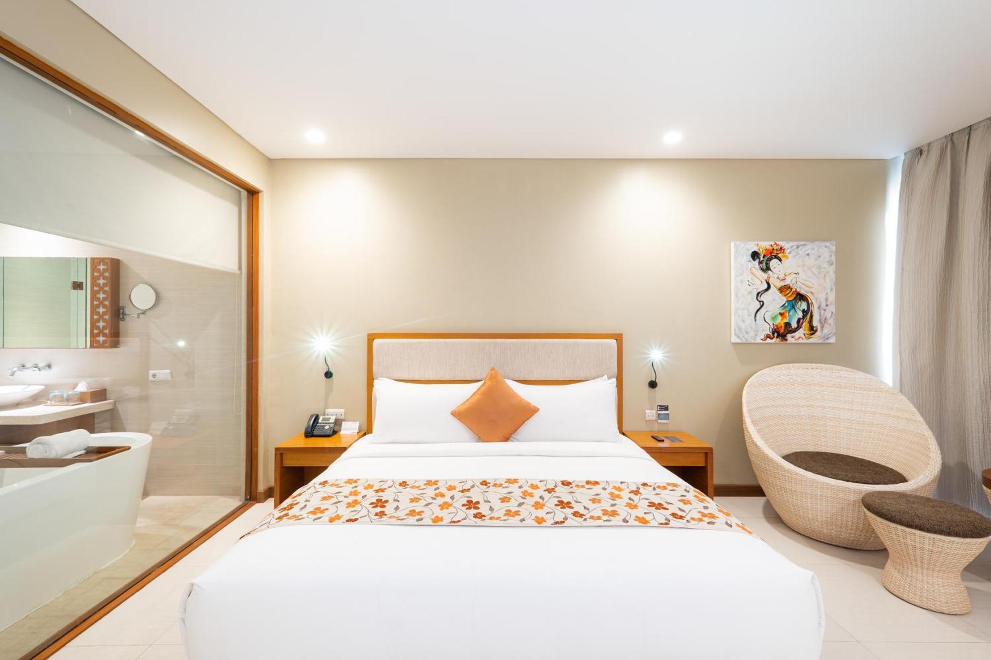Vouk Hotel And Suites Нуса-Дуа Экстерьер фото