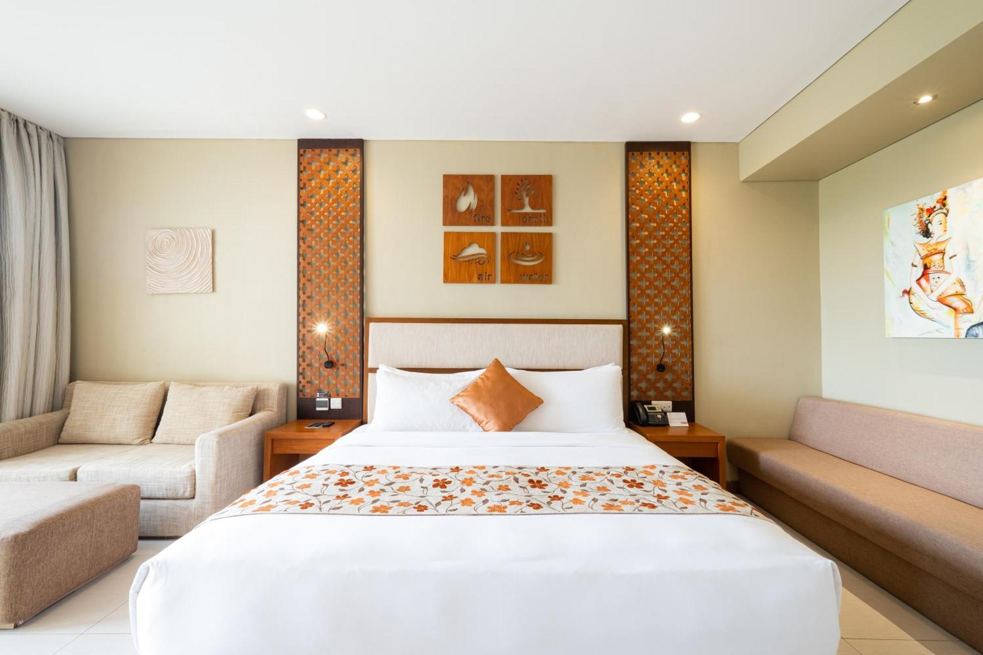 Vouk Hotel And Suites Нуса-Дуа Экстерьер фото